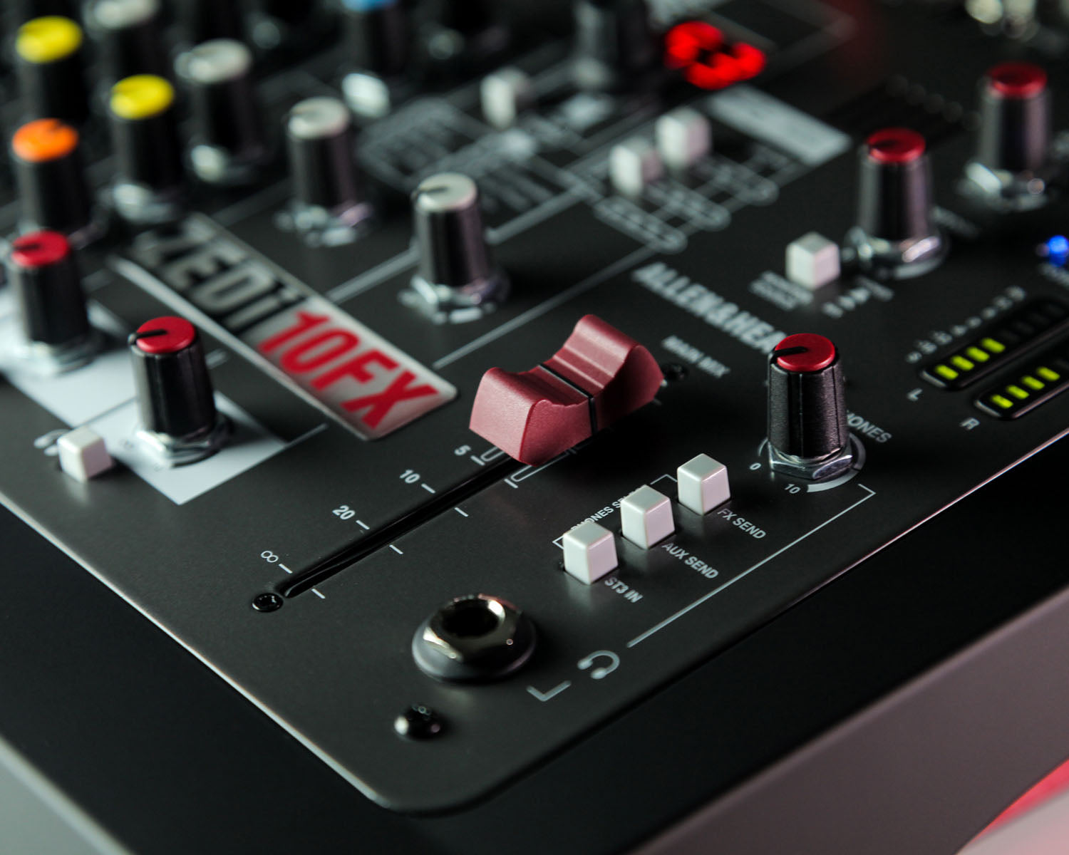 ALLZI10FX - Allen & Heath ZEDi10FX 4 Mic or Line 2Stereo i or p Hybrid Mixer 4x4 USB Console Image 4