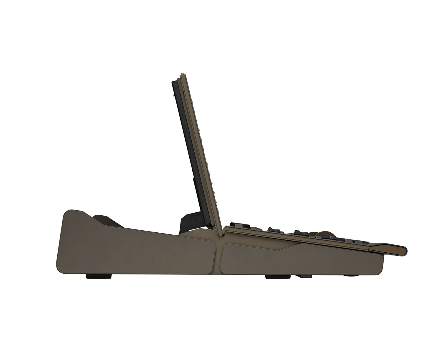 ETCGIO54K - ETC GIO @5 8 Universe Lighting Control Desk with 18.5inch Touchscreen  Image 5