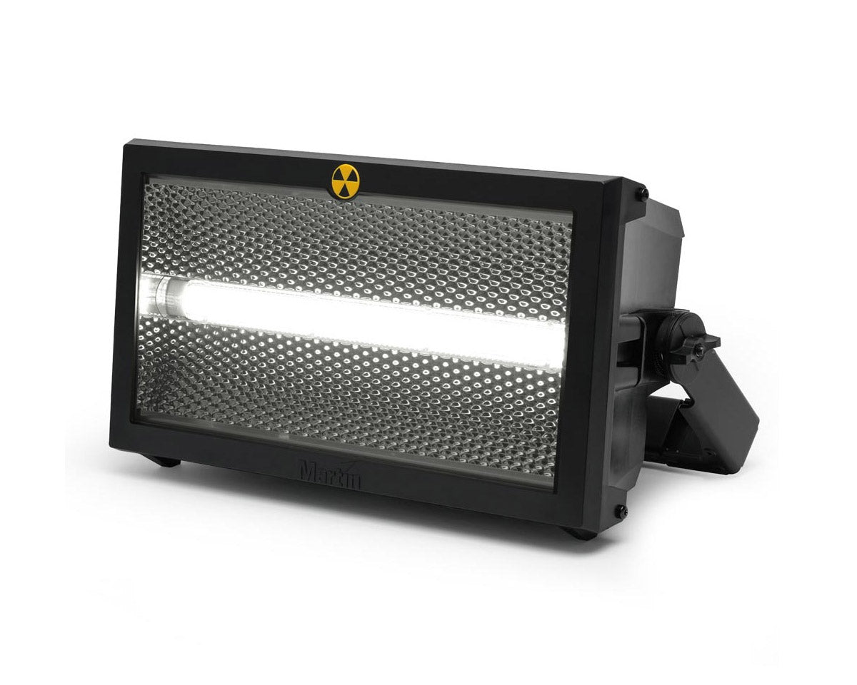MAR1001 - Martin Professional Atomic 3000 LED High Power Strobe 3000W Image 1
