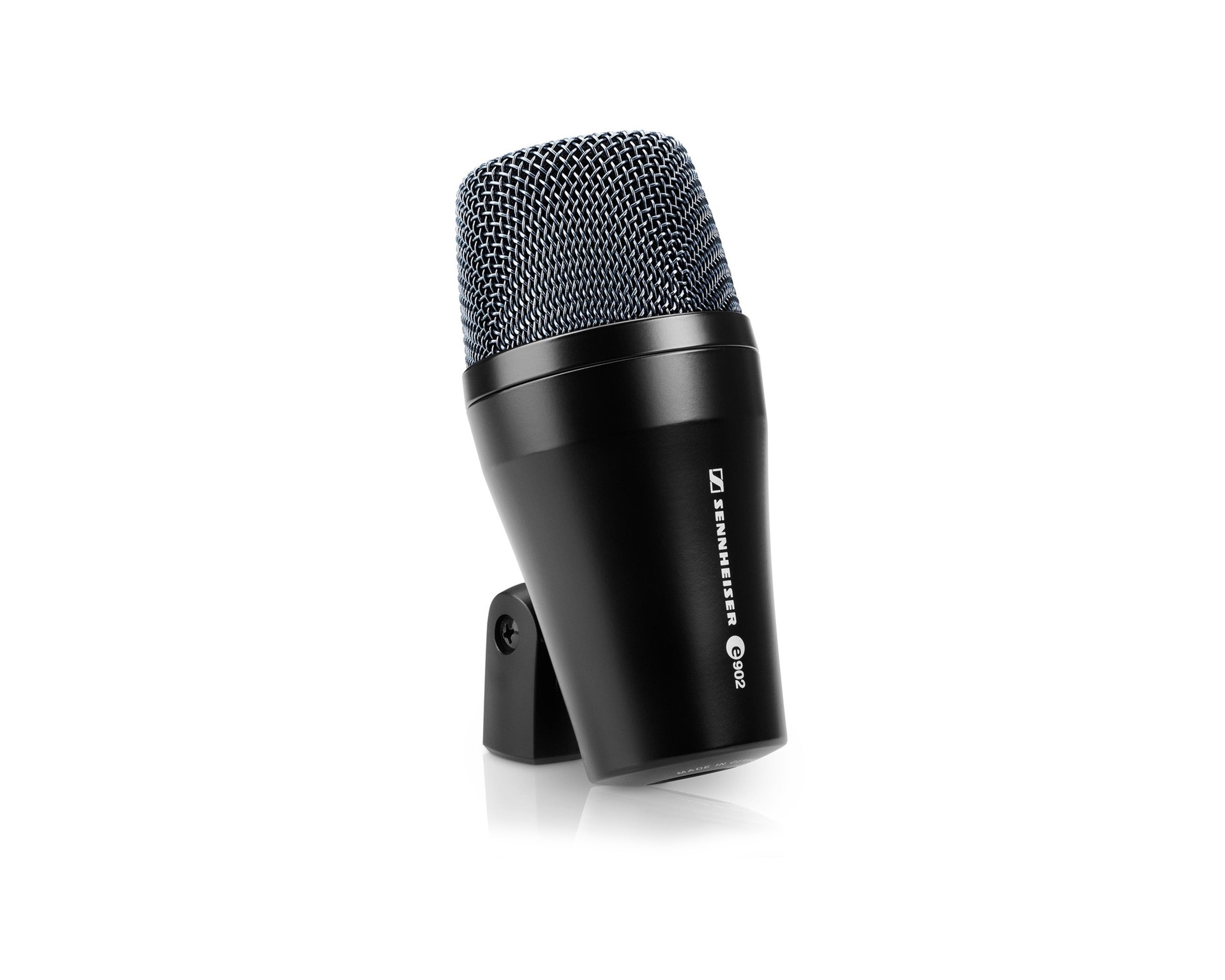 SENE902 - Sennheiser e902 Dynamic Cardioid Bass or Kick Drum Microphone with Mount Image 1
