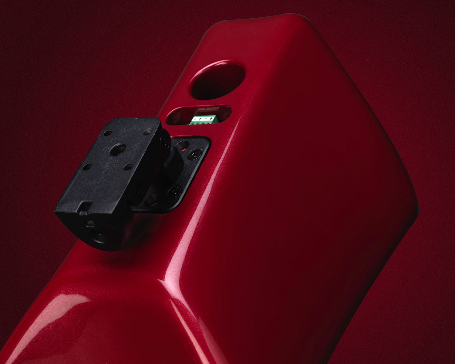 VOIAIR8R - Void Acoustics Air 8 8inch 2 Way Stylish Surface Mount Loudspeaker 300W Red Image 4