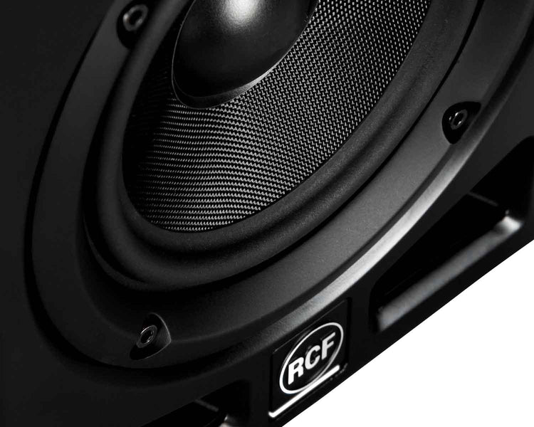 RCFAYRPRO6 - RCF AYRA PRO6 6inch 2 Way Active Studio Monitor with FiRPHASE 80W and 40W Image 6