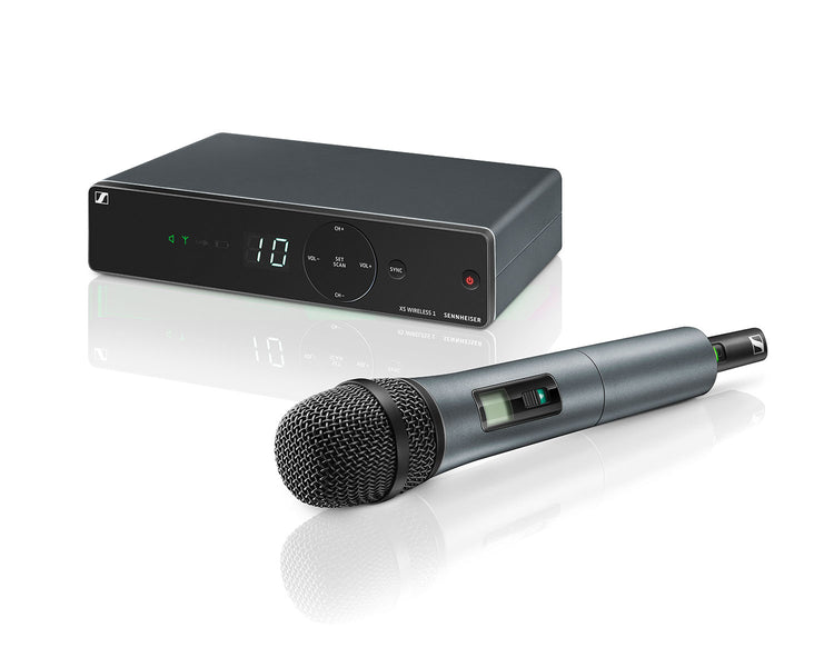 SENXSW1835 - Sennheiser XSW1 835 GB Handheld Mic System with E835 Cardioid Txmitter CH38 Image 1